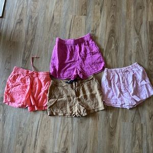 Bundle of 4 shorts